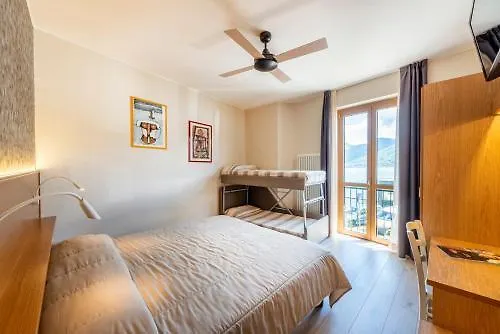 Отель Hotel Argegno 3*