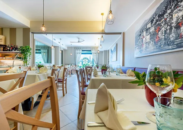 Hotel Argegno Ардженьо